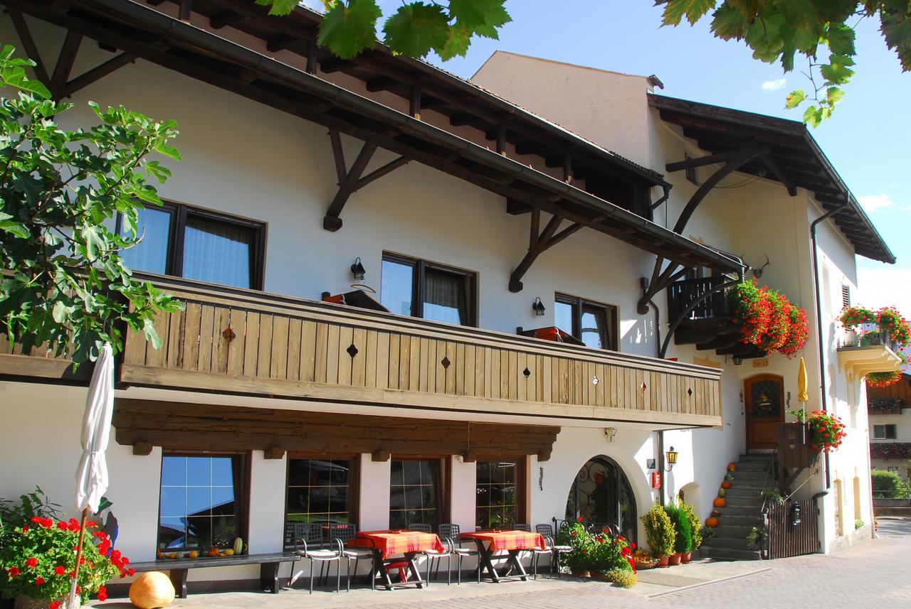 Eco Bnb & Apartments Bruendlerhof Marling Buitenkant foto