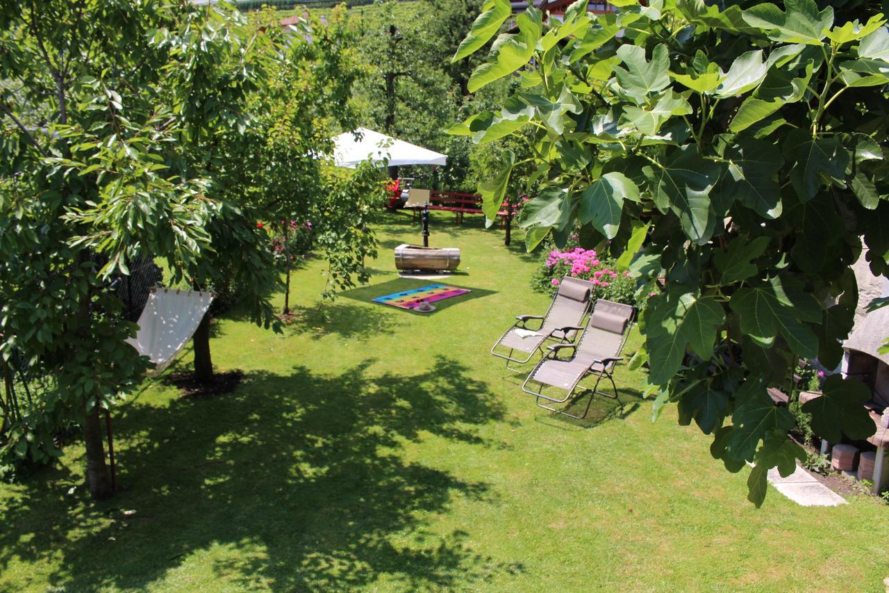 Eco Bnb & Apartments Bruendlerhof Marling Buitenkant foto